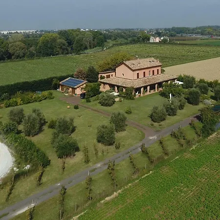 Oda ve Kahvaltı La Fornasaccia 4*